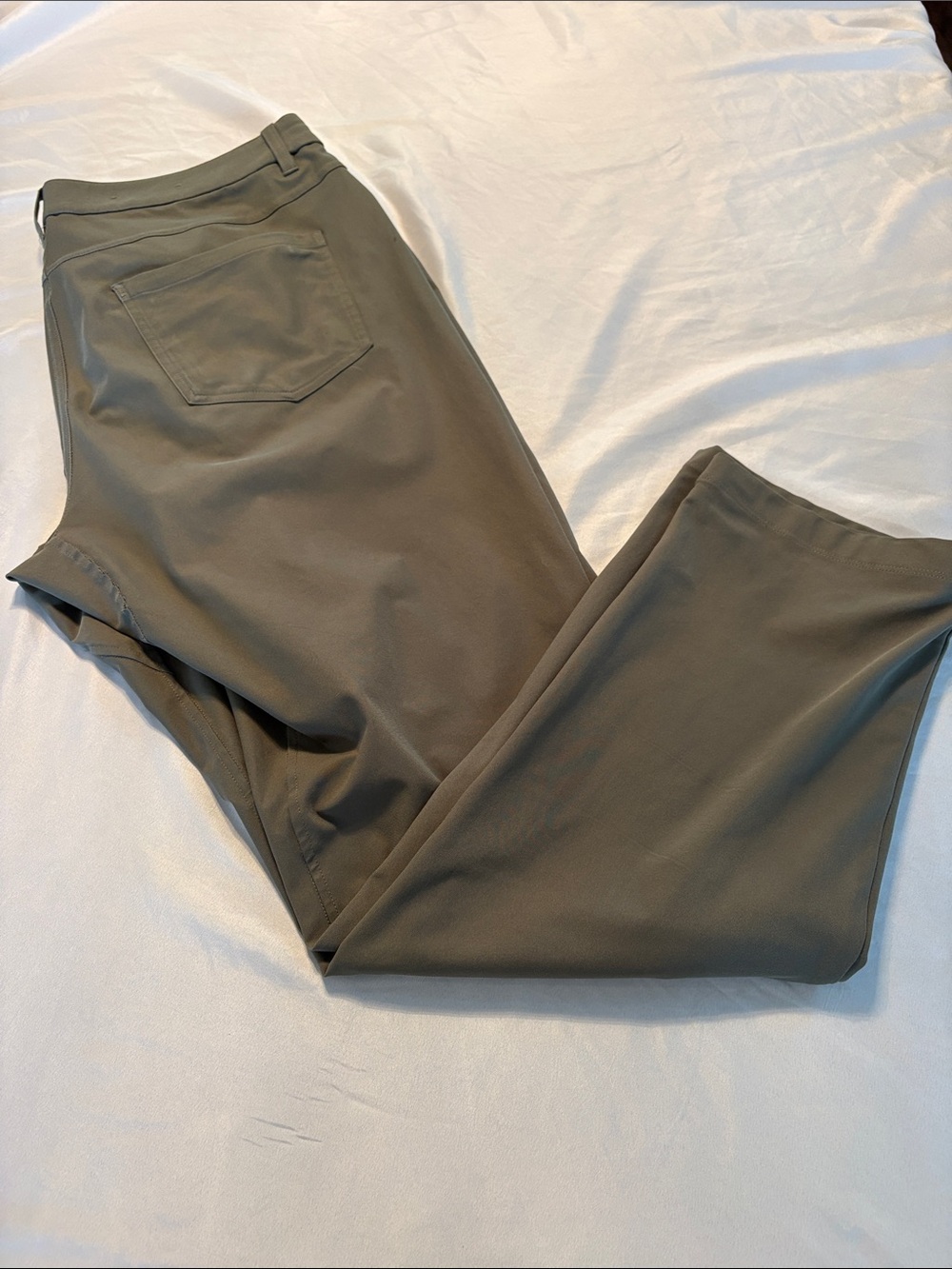 Lululemon ABC Pants size 36